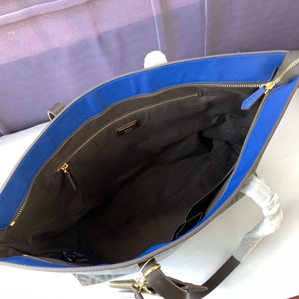 スーパーコピーブランドバッグ角部分ディテール